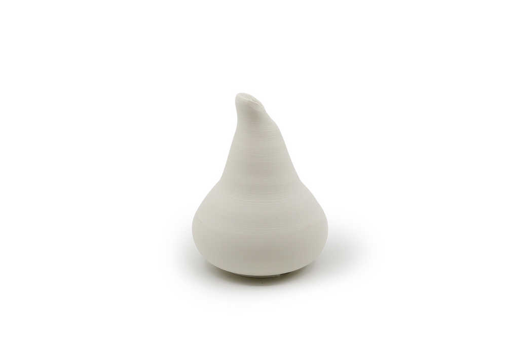 White Vase [ˈvaːzə]